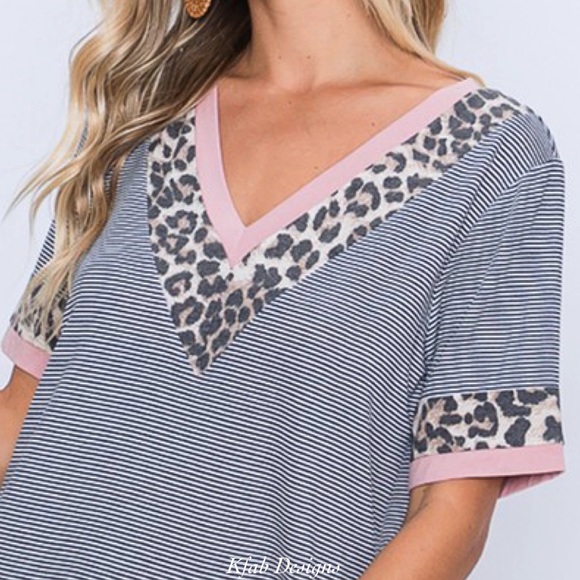 LAST 1! V Neck Animal Print and Stripes Contrast Print Top! - Picture 10 of 10